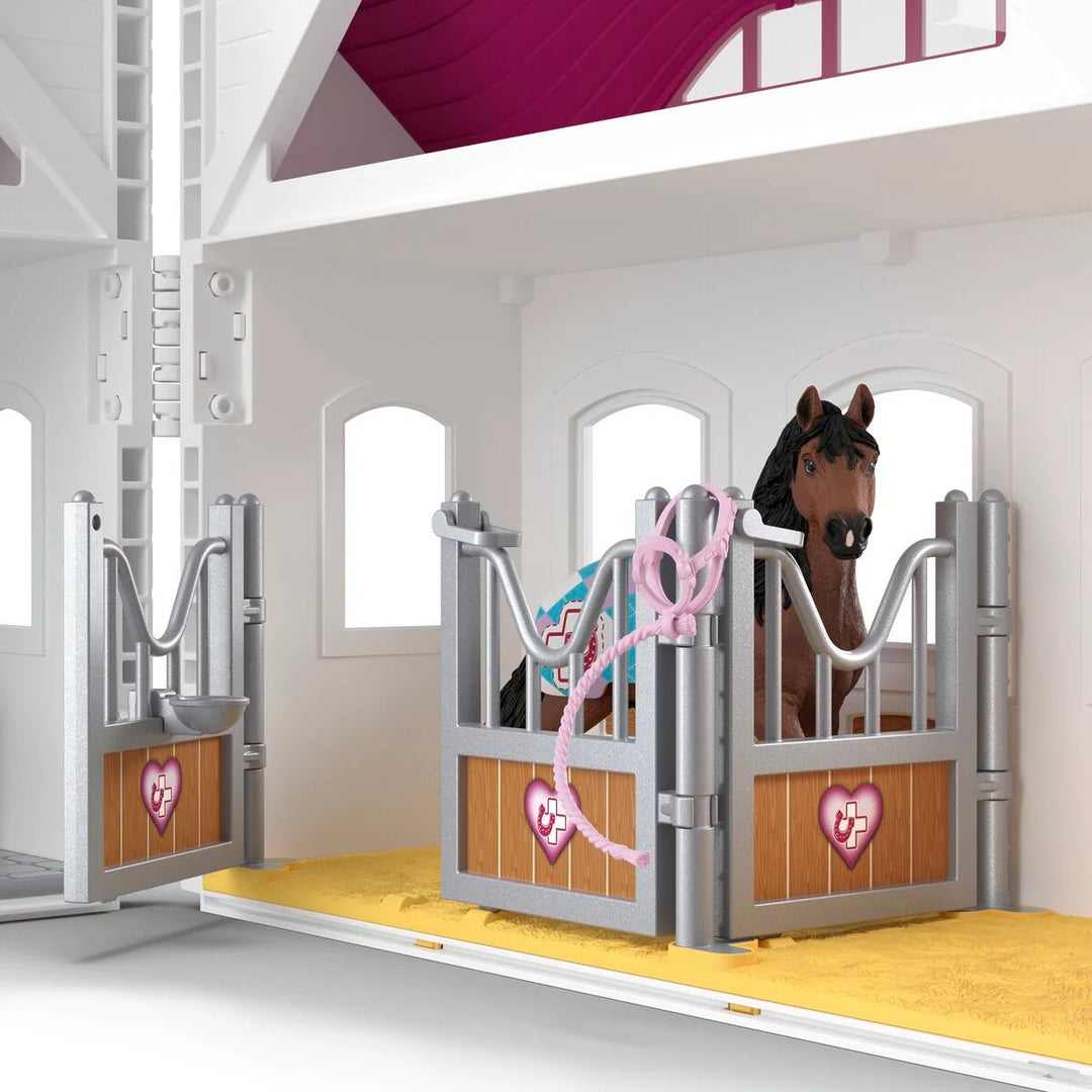 Schleich Happy Horse Hospital - Tools 4 Teaching