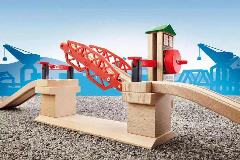 BRIO Lifting Bridge - Tools 4 Teaching