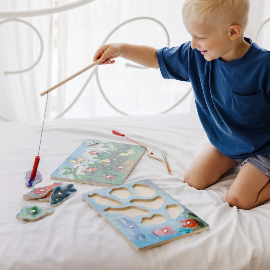 Bug - Catching Magnetic Puzzle Game - Tools 4 Teaching