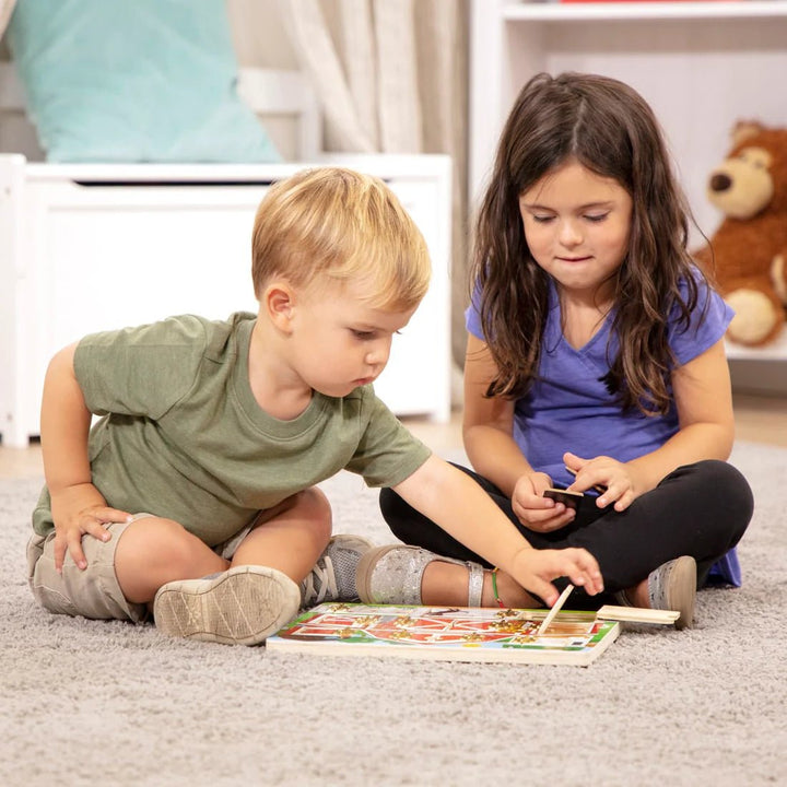 Magnetic Farm Hide &amp; Seek Board - Tools 4 Teaching