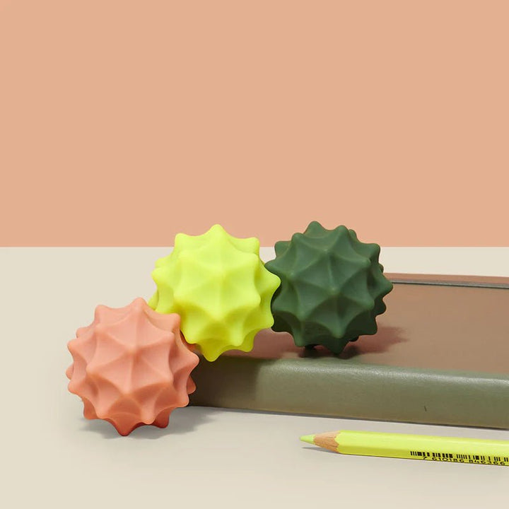 SPEKS™ Odds Silicone Magnets - Green Spurs - Tools 4 Teaching