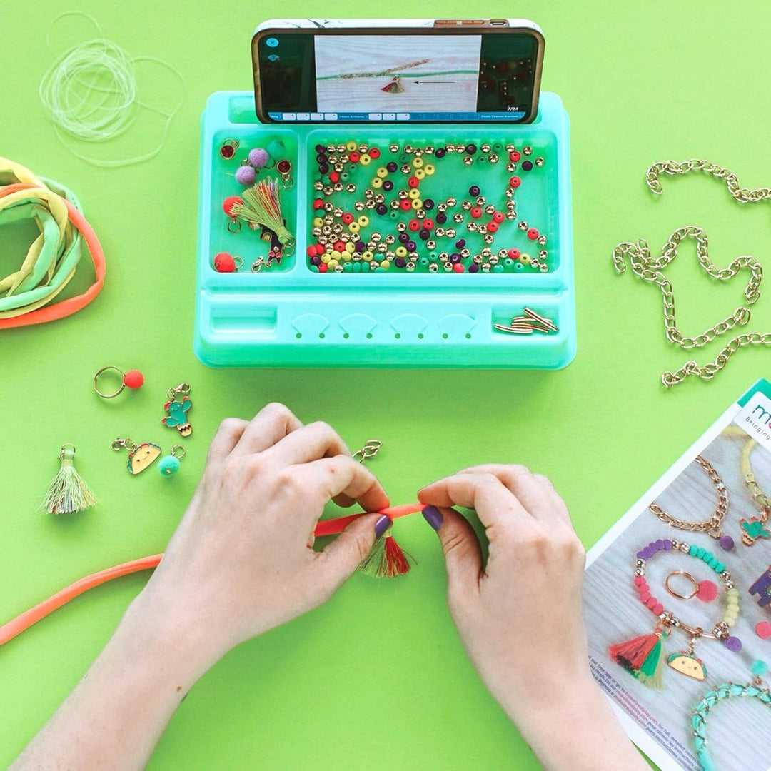 NeoBrite Chains &amp; Charms - Tools 4 Teaching