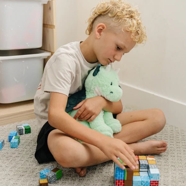 Warm pals™ Daniel Dragon - Tools 4 Teaching