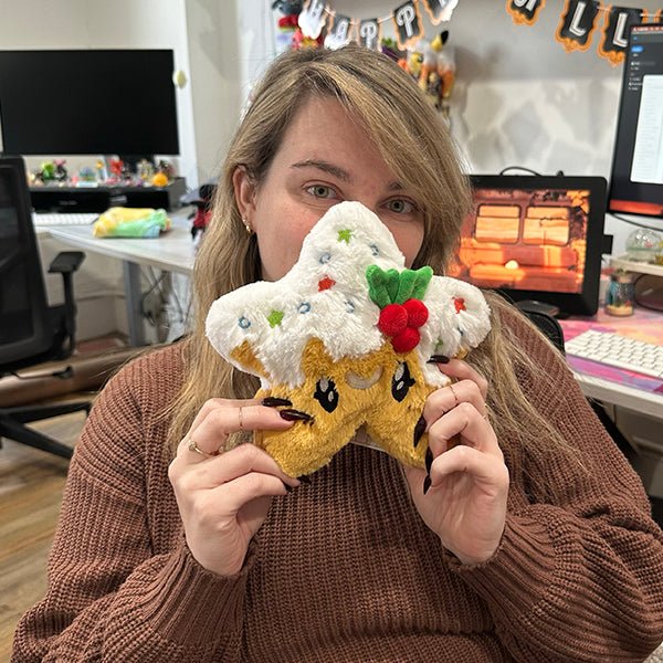 *Snacker Christmas Star Cookie-Stuffed Animals & Plush-Tools 4 Teaching-Classroom Decor and More